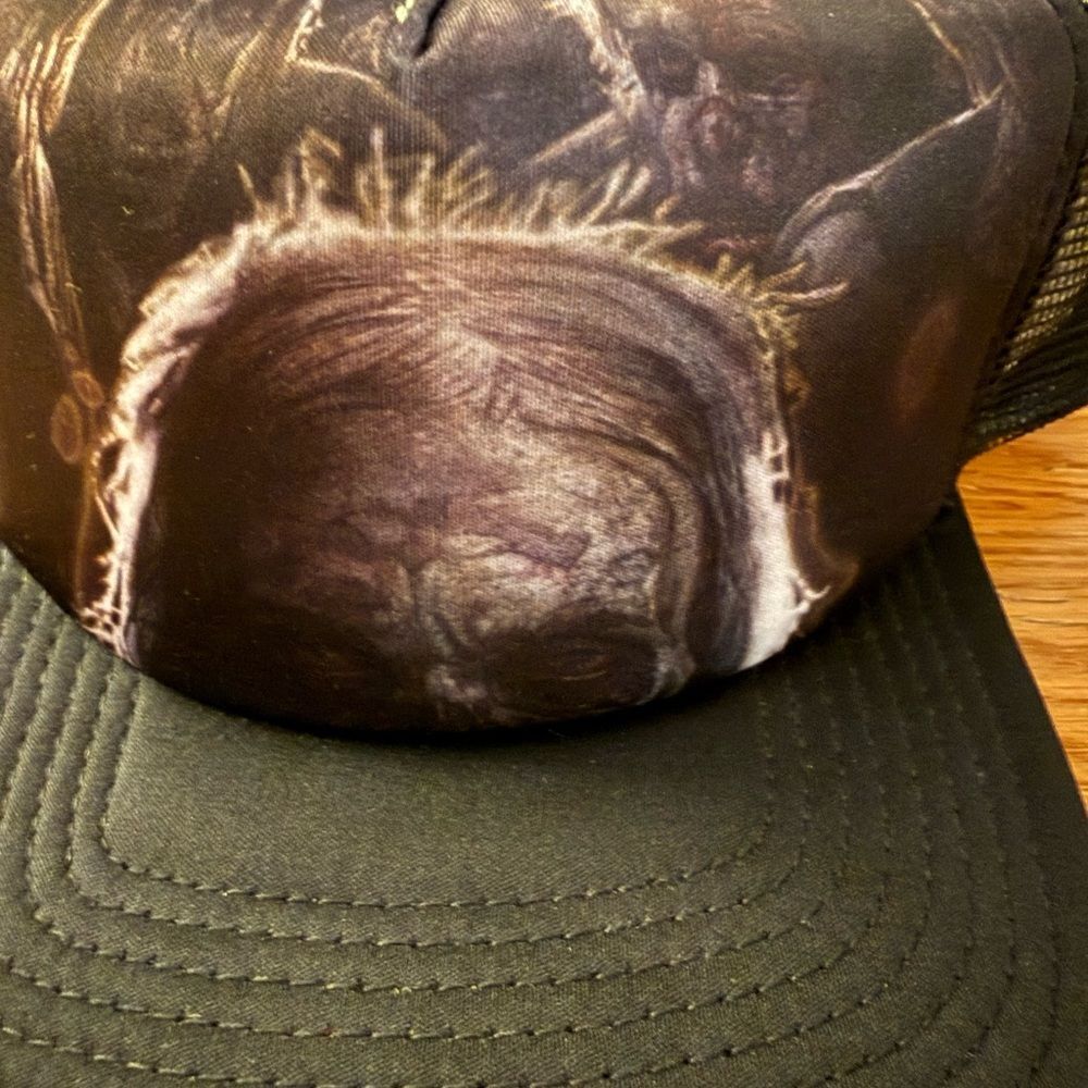 🧟♀️ The Walking Dead Black Zombie 🧟 Trucker Hat - Picture 3 of 13